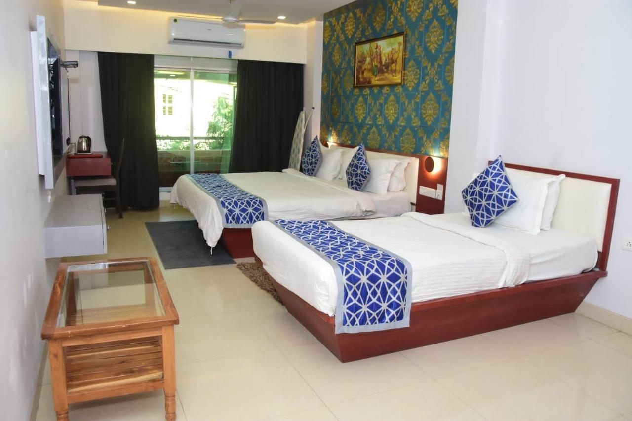 Hotel Shiv International Bhachau 外观 照片